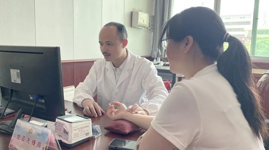 【岐黄风采】青年中医师“标杆”曾森炎：以中医经典为根，以临床经验为本